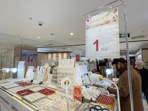 三個月內十家老牌百貨“陣亡”，百貨零售業面臨多重挑戰